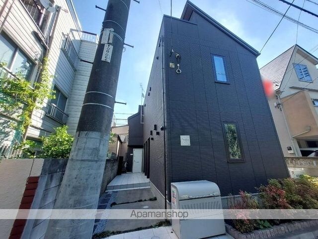 東京都中野区南台１丁目[1K/28.1m2]の外観