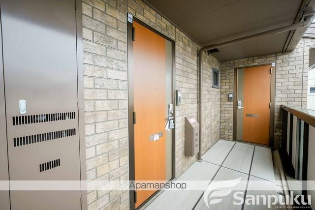 リビングタウン古川北弐番館 B棟の玄関写真