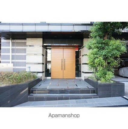 ジェイフラッツ初台[1K/20.11m2]の外観3