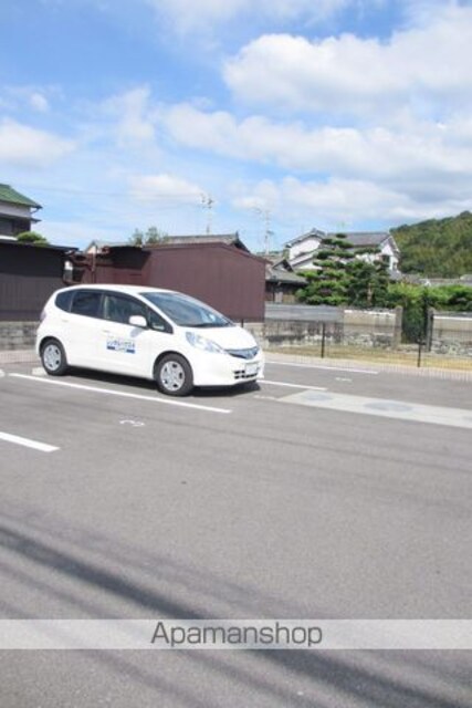 Ｎ＆Ｈ[1LDK/42.16m2]の駐車場