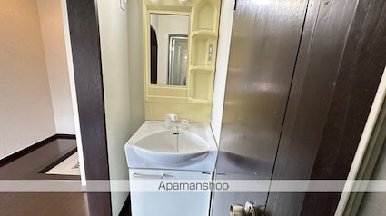 ガーデンハイツオギー[1LDK/37m2]の洗面所