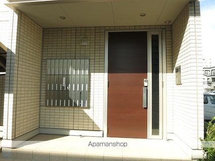 カメリア武蔵藤沢[1R/30.03m2]のエントランス