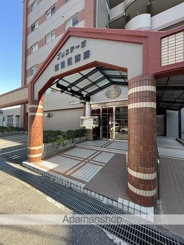 プレステージ姫路西飾磨の玄関写真