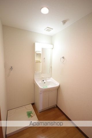 ロハス ヴィラ ケイ 2号館の内装写真