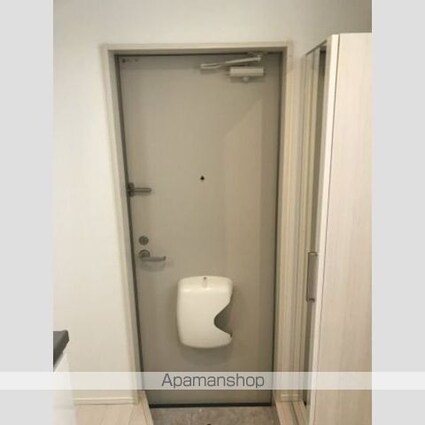 アイワイコート名城公園[1K/20.39m2]の玄関