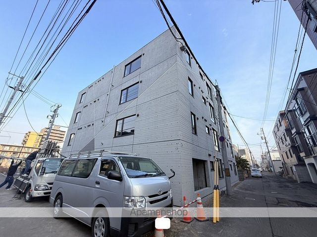 ハイヒルズの外観写真