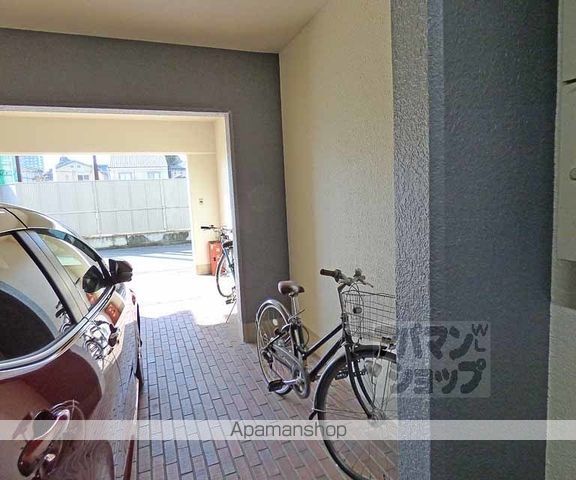 プルミエール東山二条の玄関写真