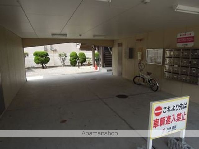 プレイスタウンの玄関写真