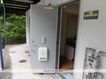 フリーダムヒル[1K/26.71m2]の玄関