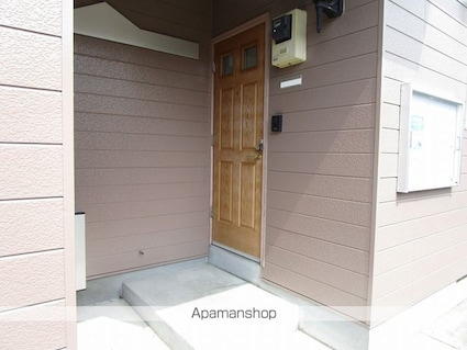 フィールドビーチ１[2DK/66m2]のエントランス2