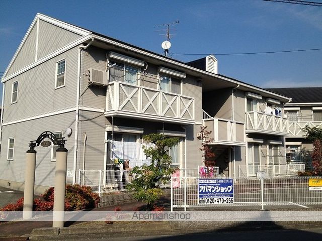 メゾンイワタの玄関写真