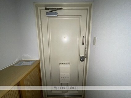 和秀大手町ビル[2LDK/56.1m2]の玄関