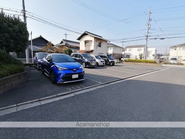 ハイムサンビレッジ　Ｄ[2LDK/58.53m2]の駐車場1