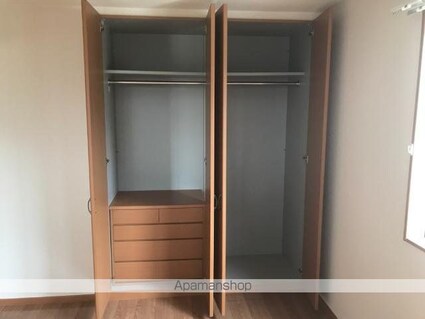 サンローズ[3LDK/67.84m2]の収納