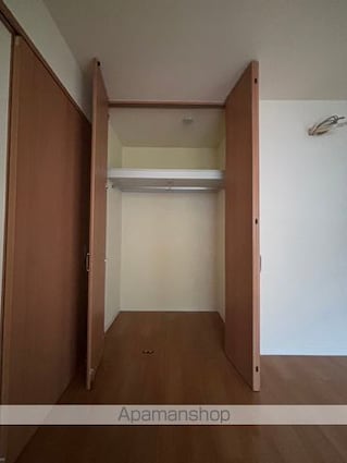 ロイヤルレジデンス[2DK/49.5m2]の収納