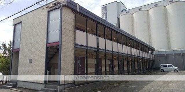 レオパレス小松の外観写真