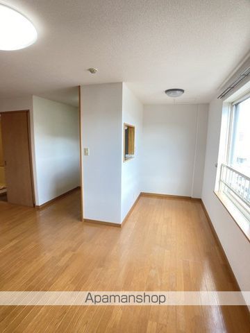 十三和マンションの内装写真