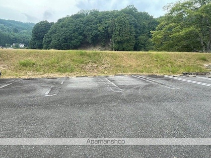 吉岡駐車場[駐車場]の外観1