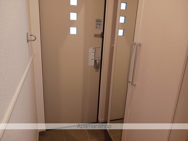 メイ・ガーデンⅡ[1K/33.2m2]の玄関