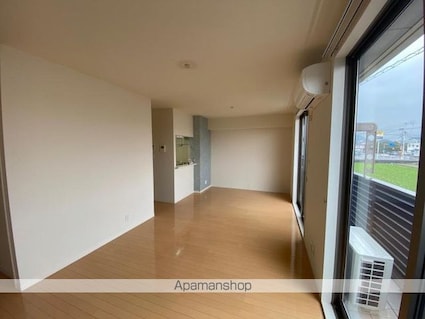 シャーメゾン空港通りＡ棟[2LDK/68.68m2]のリビング・居間