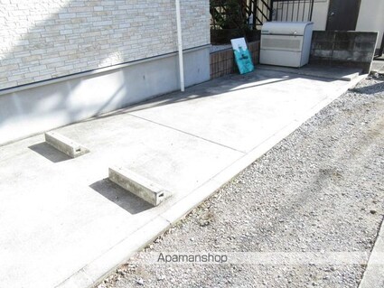 リブリ・あすなろ[1K/24.84m2]の駐車場