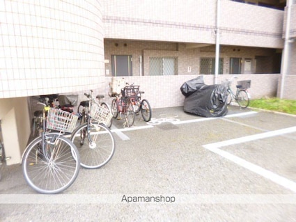 東京都立川市西砂町６丁目[2LDK/59.4m2]の共用部4