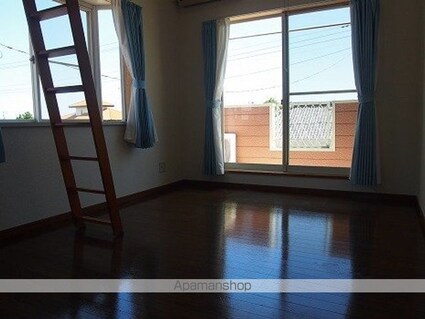 グランモア港ヶ丘２Ｄ棟[1K/24.8m2]のリビング・居間2