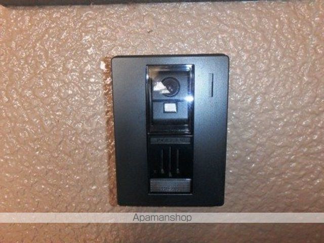 セーブルハウスB棟の玄関写真
