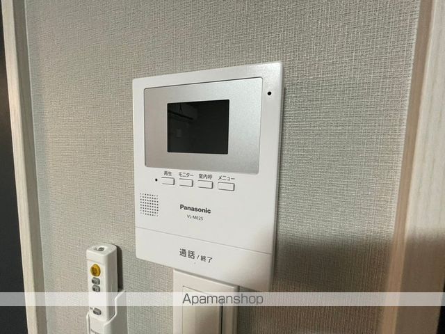 KICKY EKERの内装写真