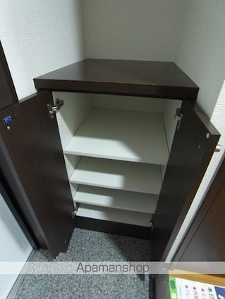 ヴィータローザ新江古田[1K/22.4m2]の共用部