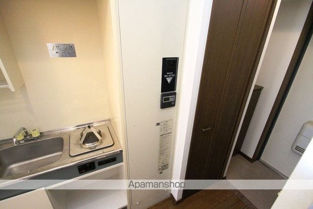 リーガル新大阪IIIの内装写真
