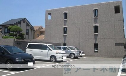 スカール今村[3LDK/69.3m2]の駐車場1