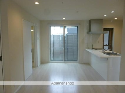 奥沢戸建貸家[4LDK/113.34m2]のリビング・居間1