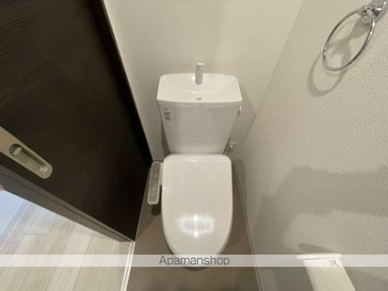 東京都昭島市美堀町２丁目[1K/25.02m2]のトイレ