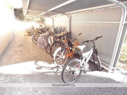 ライオンズマンション多摩動物公園[3LDK/70.91m2]の共用部2