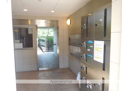 ル・リオン中野白鷺[1K/21.09m2]の共用部2