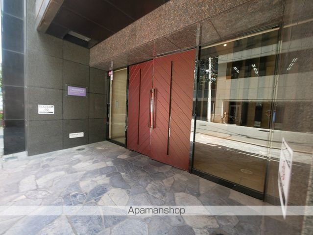 S−RESIDENCE HOMMACHI MARKSの玄関写真