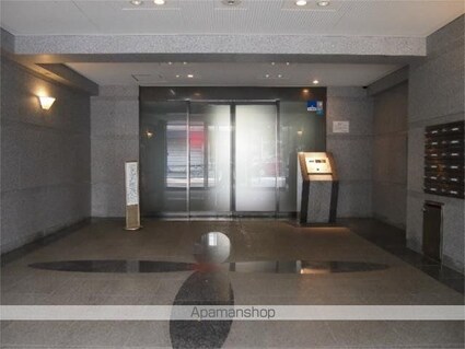 ルーブル上鷺宮[1K/20.25m2]のエントランス2