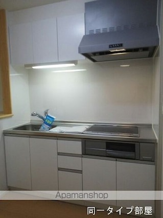 トレフル　Ｊ[2LDK/60.75m2]のキッチン