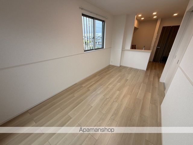 枚方市 3階建 新築の内装写真