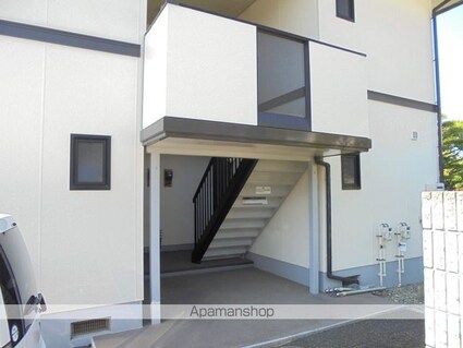 フレグランスブルーウィング[1DK/25.92m2]のエントランス