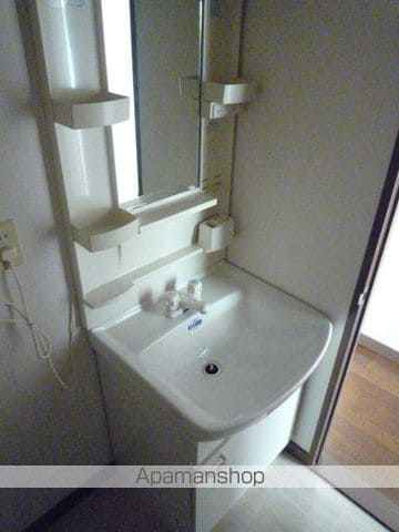 クィーンズコート鴨江の内装写真