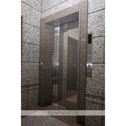 リンパクマンション[2LDK/64.6m2]の共用部1