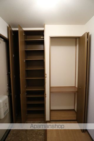 JAハイツ谷川I A棟の内装写真