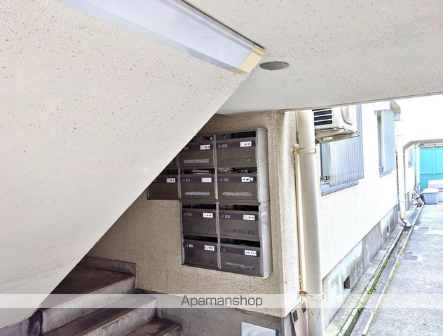 樋口マンションの玄関写真