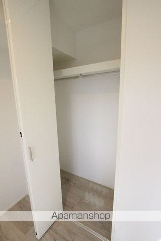 BRANDZ PLUSの内装写真