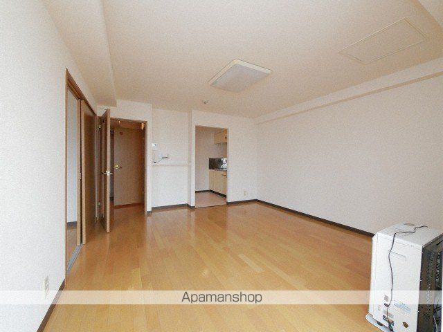 フレンドリー山の手の内装写真