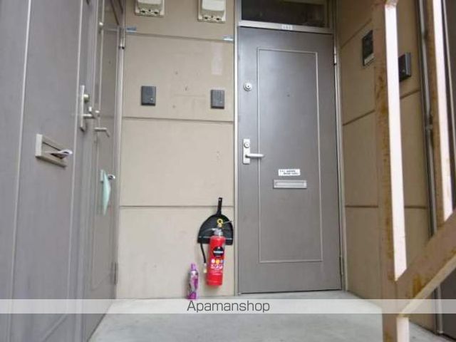 MKハイツの玄関写真