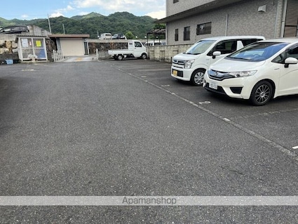 甲西グリーンハイツ[1DK/45.9m2]の駐車場