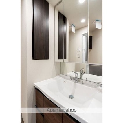 市谷台町坂フロント[2LDK/46.92m2]の洗面所